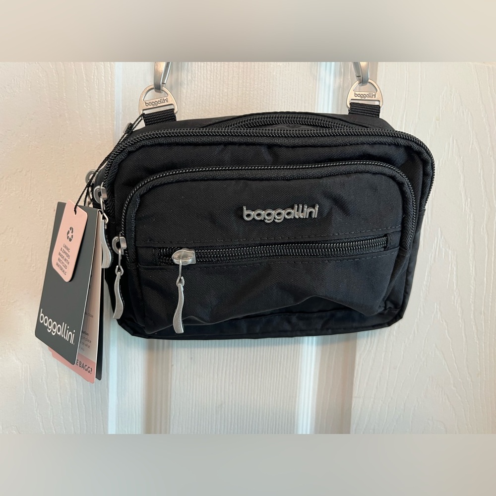 Baggallini Triple Zip Bag, Black with Sand Lining